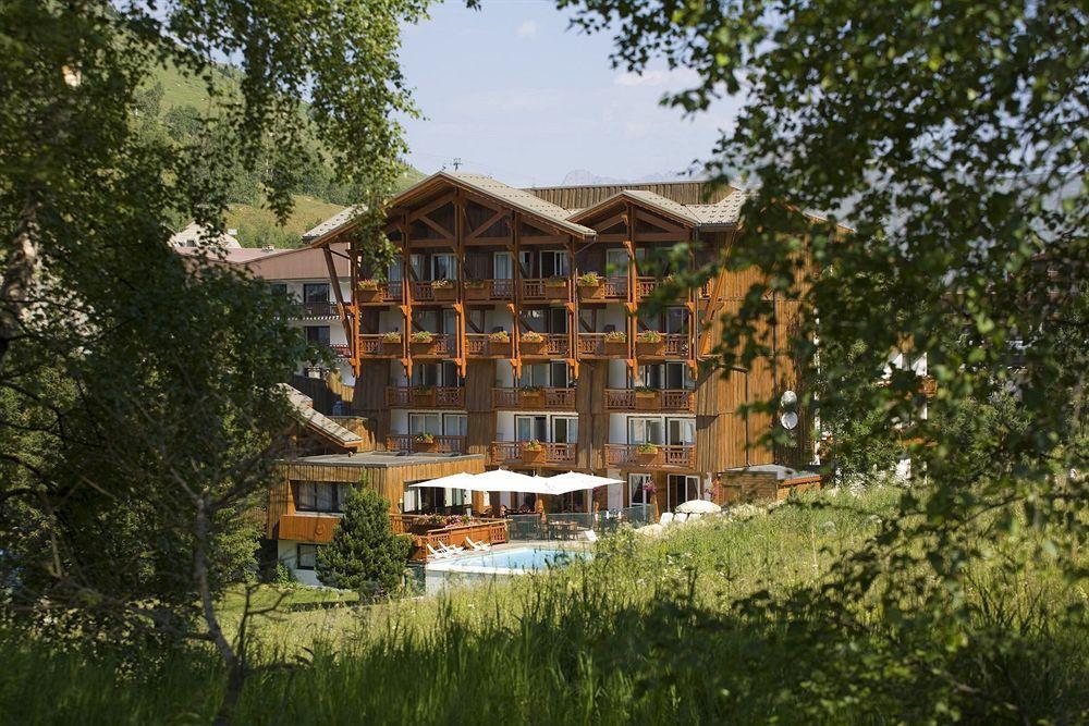 Le Souleil'Or Hotel Лес дьо Алпс Екстериор снимка
