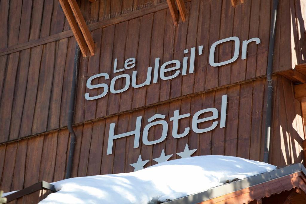 Le Souleil'Or Hotel Лес дьо Алпс Екстериор снимка